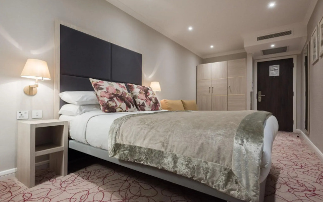Blandford Hotel