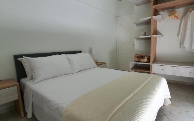 Rodos Beach Apartment 33