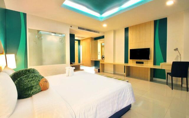 Sleep With Me Hotel design hotel @ patong
