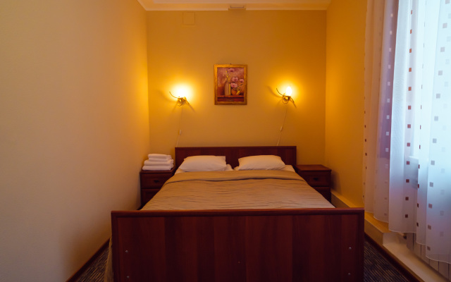 Kiya Hotel