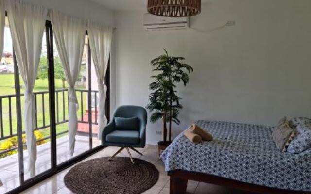 Izu Place Cabinas Las Orquideas