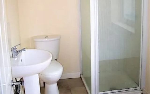 Birmingham Guest House 12