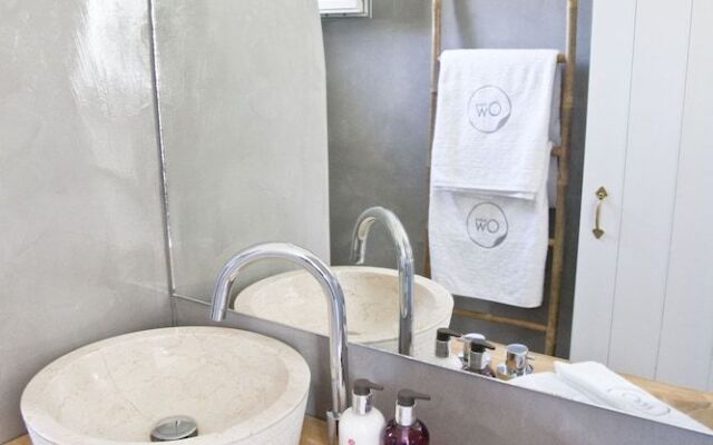 OW Andros - Luxury Suites