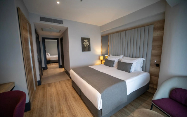Seven For Life Thermal Hotel