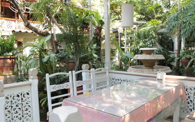 Suan Doi House Hotel and Resort
