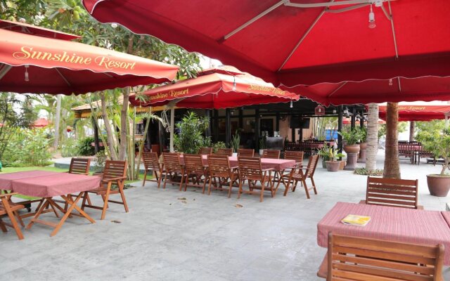 Sunshine Beach Resort