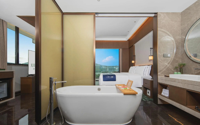 Liyang Hentique Resort & Spa Villa