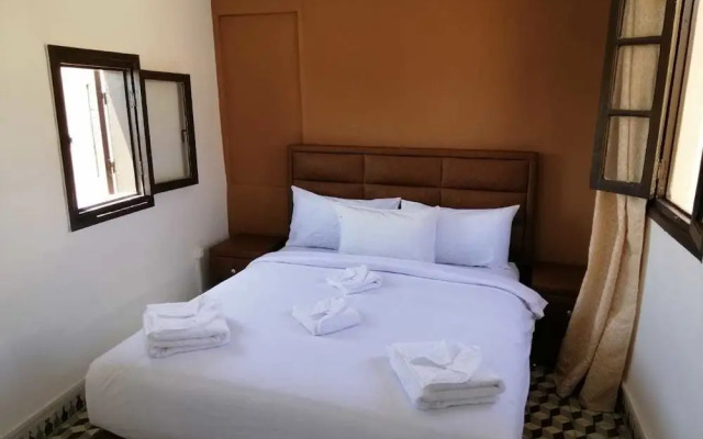 Romouz Kasbah Riad