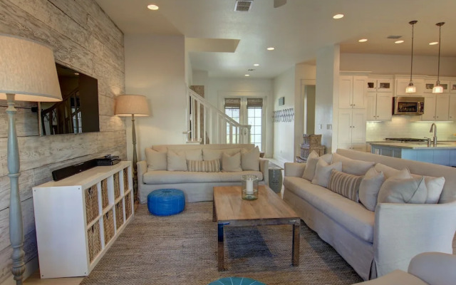 Tip'sea Saltbox 222 BE