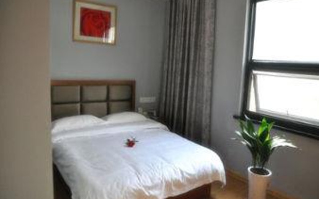 Super 8 Nanjing Hua Guan Confu