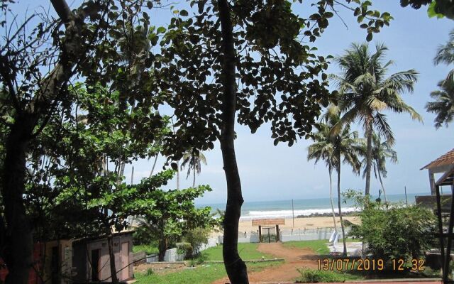 M R Beach & Cottages