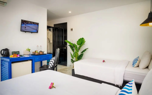 Popular Hotel & Spa