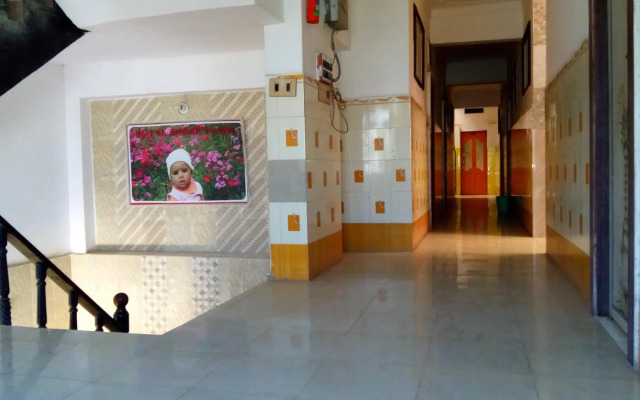 Hotel Amber Plaza