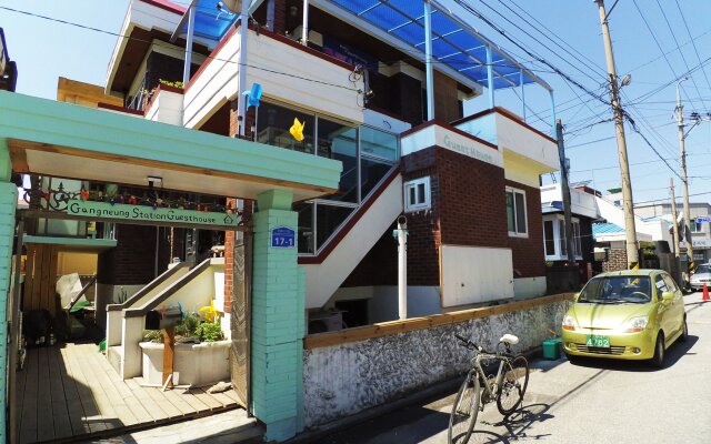 Gangneung Station Guesthouse