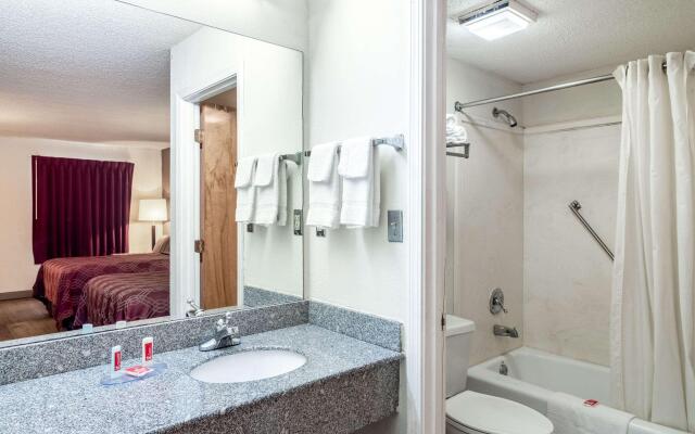 Econo Lodge Acworth East