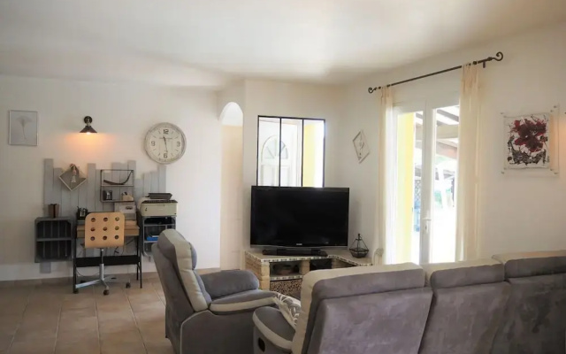 Cosy Holiday Home With Private and Heated Pool, Roaix-formerly TUI Ferienhaus