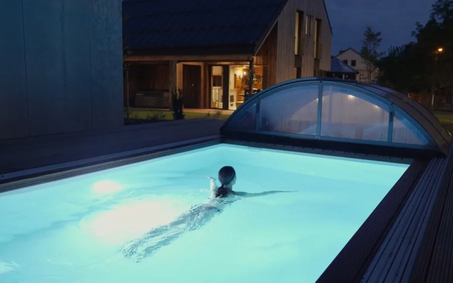 Villa in Cerny Dul With Pool & Sauna
