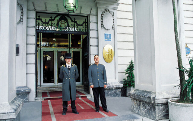Hotel Carlton