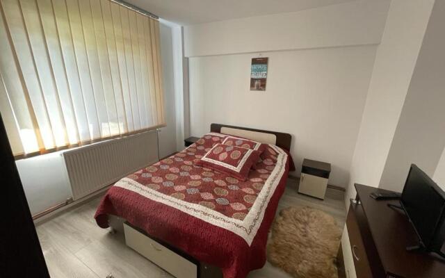 Apartament Mioritza 2B