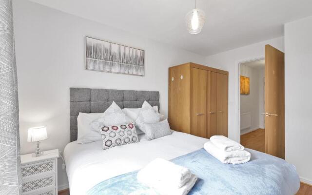 Parkhouse Serviced Apartment Hatfield Town Centre