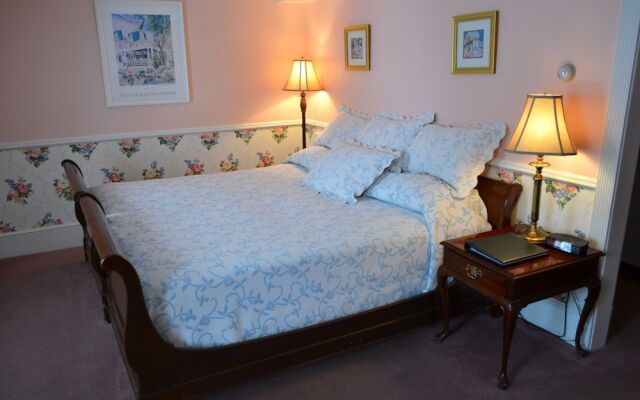 Stafford's Bay View Inn