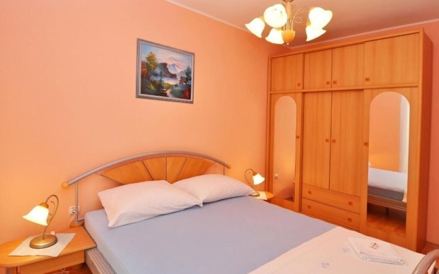 Apartment Steli