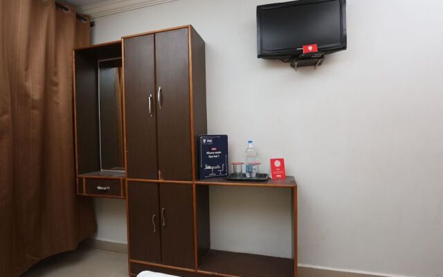 Oyo 22950 Royal Grand
