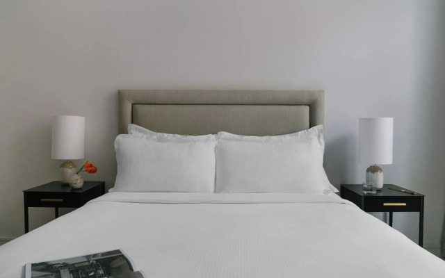 Beautiful Westminster Suites by Sonder