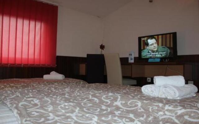 Hotel Piramida Sunca