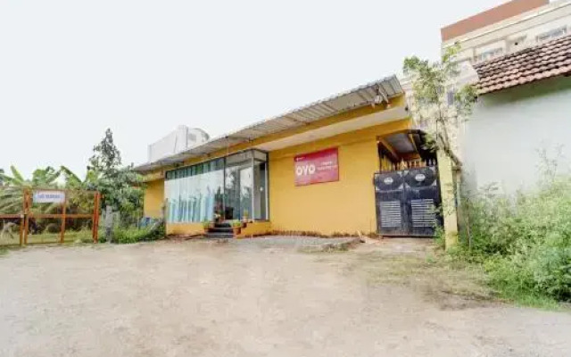 Sampoornam Gents Hostel