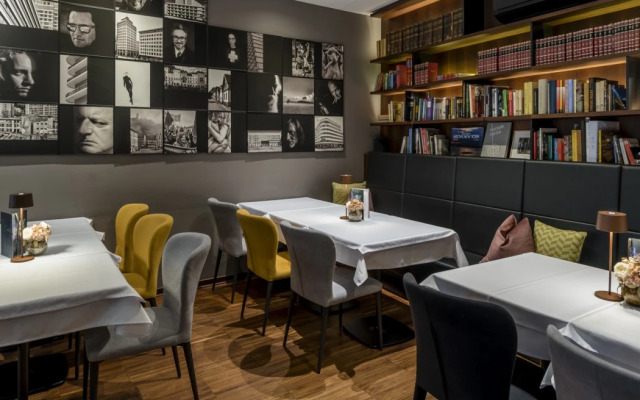 Hotel Mrak 4*