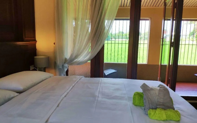 Momoka Luxury Villa