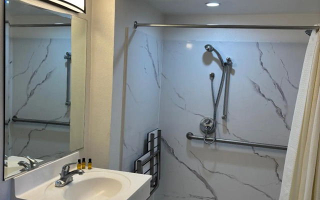 Monterey Fireplace Inn