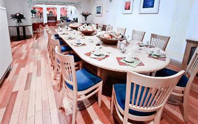 My Place Hotel