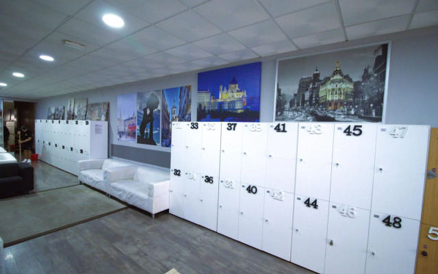 Madrid Downtown Hostel