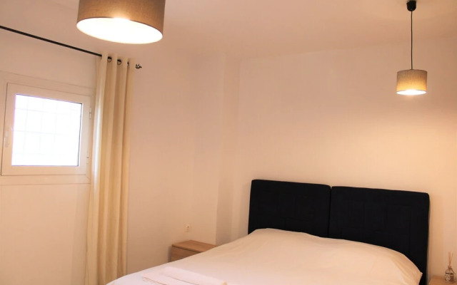 "kalamaki Plaza Apartments 'kalimera'"