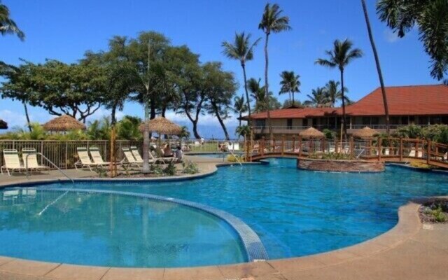 Maui Kaanapali S #b133 Studio Bedroom Condo by RedAwning