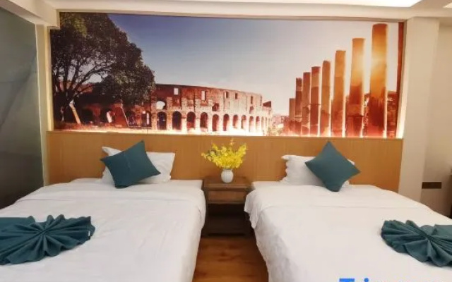South East Bay Hotel (Huizhou West Lake Pedestrian Street)
