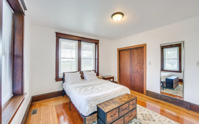 Lovely Lancaster Aptartment in Walkable Location!