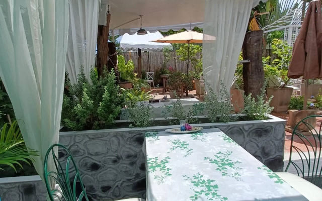 Palm Sweet Hotel