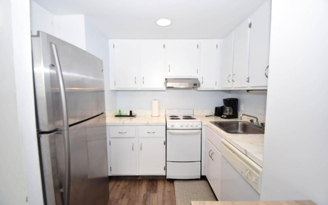 Golden Sands 1614 Studio