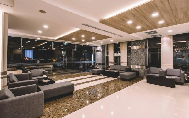 Adelphi Suites Bangkok
