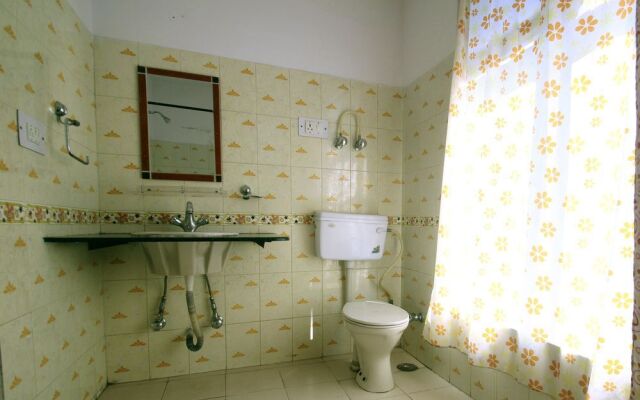 Hotel Chandertal Manali