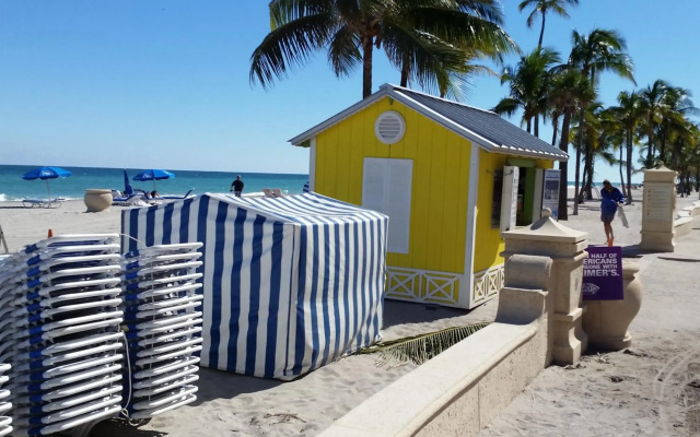 OceanSide Boutique Hotel - Hollywood