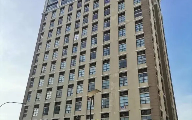 Pinnacle Kelana Jaya by Airhost