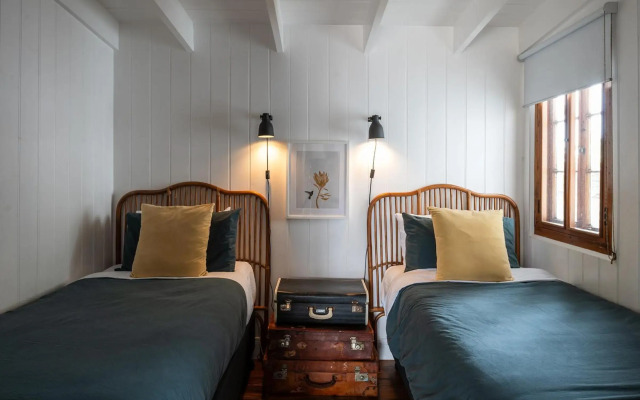 Beach Huts Middleton