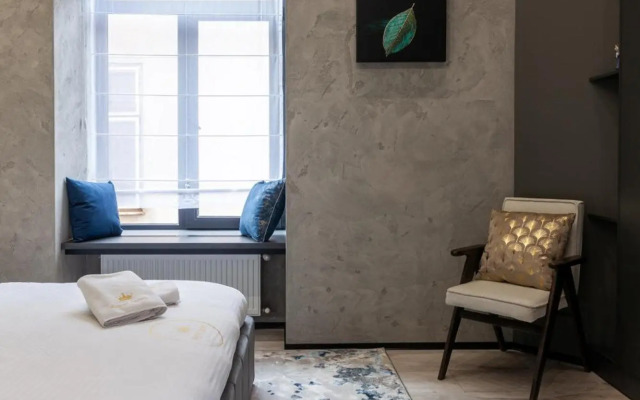 Royal apartment on Balabana 23