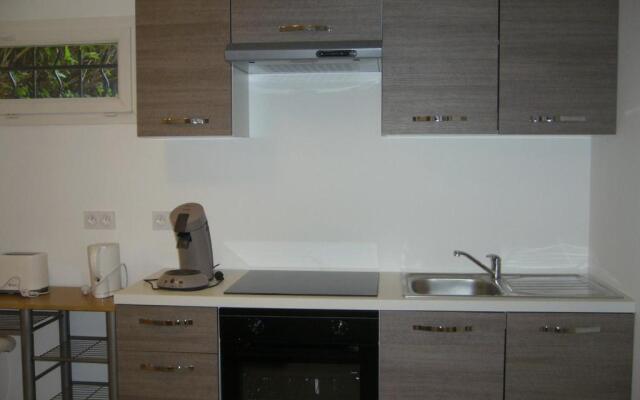 Appartement dans maison à Corbelin proche Walibi