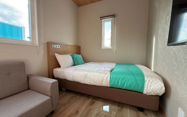 MIYAKOJIMA Blue Village HOTEL & SAUNA – Guest Rooms – Miyakojima