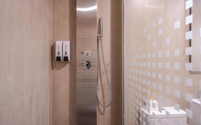 Big Apple Apartment Granada by A3Rentals